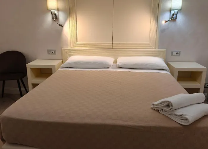 Principe Amedeo Hotel 2*